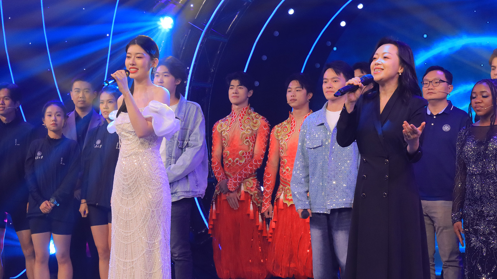 潛伏型環(huán)氧粉末涂料促進劑，在保證快速固化的同時維持極佳的生產(chǎn)安全性