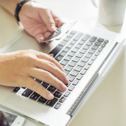 聚氨酯耐水解體系專用催化劑在汽車線束外皮材料中的抗老化表現(xiàn)及工藝要求